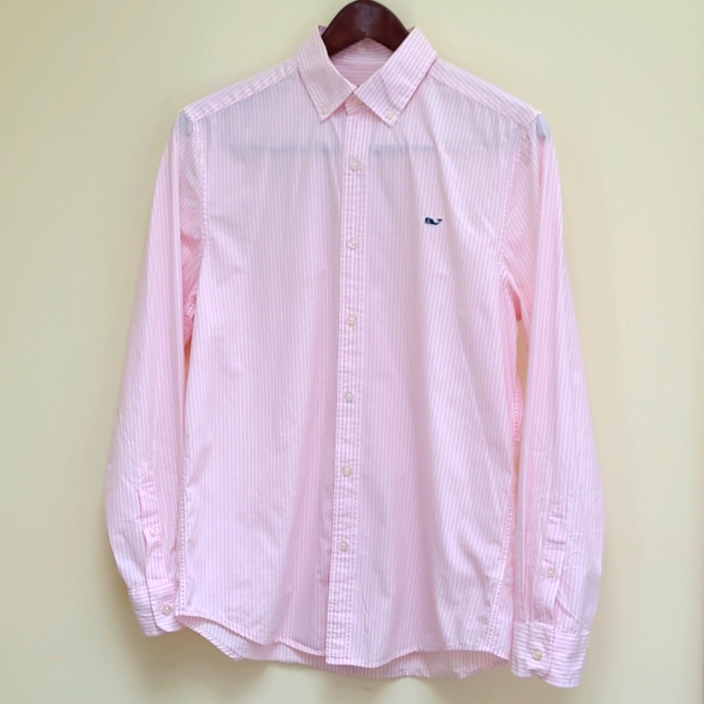 Vineyard Vines button down shirt